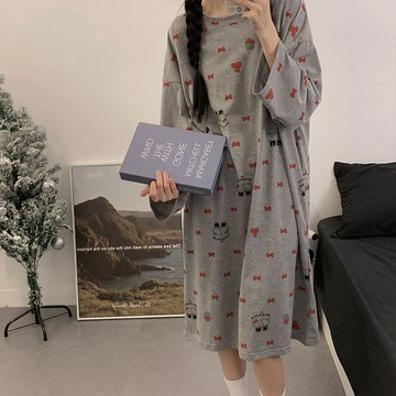 臺灣/✨ 睡衣  家居服 睡裙女睡衣美式復古夏季長款卡通休閒可愛舒適圓領高級感家居服時尚寬鬆睡裙