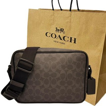 COACH 2026美國新款男款相機斜背郵差包附紙袋(C LOGO-黑灰)