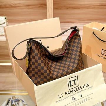 香港品牌真皮女包2025新款潮休閑小眾復古大氣時尚大容量托特大包