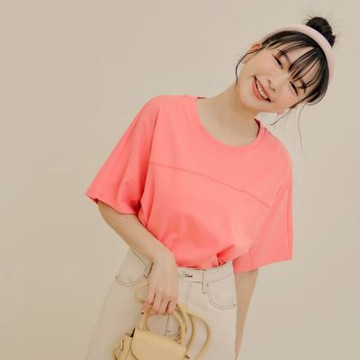 OB嚴選-KITTY CUTIE LAND．後背印花連袖上衣《KB1490-》