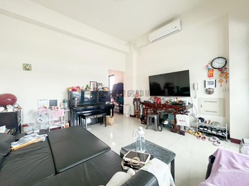 【微笑大未來3期】鹿峰國小旁5年屋邊間採光雙車別墅｜台中市沙鹿區民族路一段