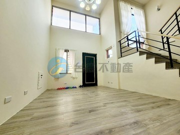 竹東下公館商圈~東富大庭院車位別墅全新整理4+1房｜新竹縣竹東鎮東富街