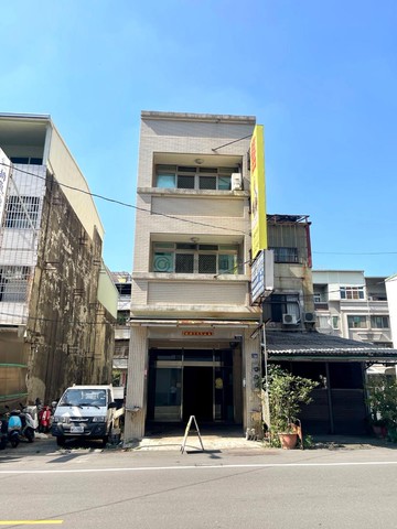 郁飯糰正福潭路❇️地42坪17年屋透天店面｜台中市潭子區福潭路