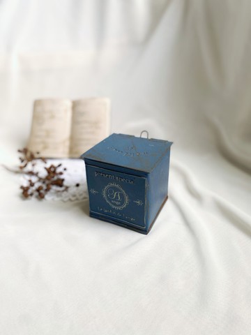 【好日戀物】日雜zakka藍色仿古有蓋鐵盒置物架製物罐花器禮物