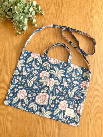 三用肩背包   日常外出的完美選擇