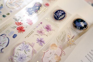 燙金亮面PET膠帶(特油含離型紙) - 飾花語集