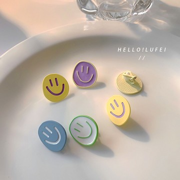 可愛ins笑臉耳釘女小眾設計高級感氣質耳環2021年新款潮耳飾耳夾