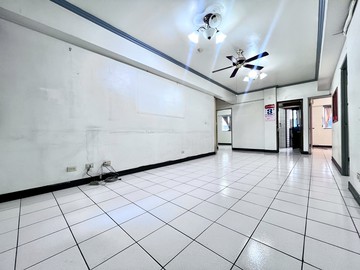 降價!松專任★大里雙公園旁★方正四房+車位｜台中市大里區公園街