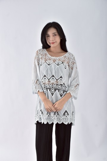 (M) 棉質純棉雕花白色洋裝