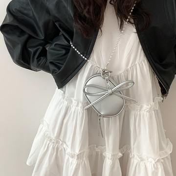 Myra 迷你蝴蝶結斜背包  11 x 10 x 3 cm  銀