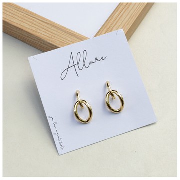 肆玥xAllure亮面交叉耳環