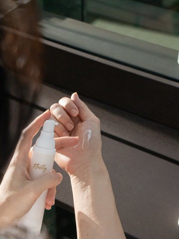 水光澤黃金蠶絲蛋白維他命E乳液 50ml