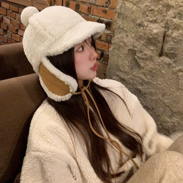 秋冬新款韓國東大門可愛羊羔毛鹿皮絨護耳球球保暖飛行帽雷鋒帽女