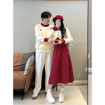 小眾設計感情侶裝毛衣秋冬季圣誕領證訂婚針織衫連衣裙一裙一衣潮