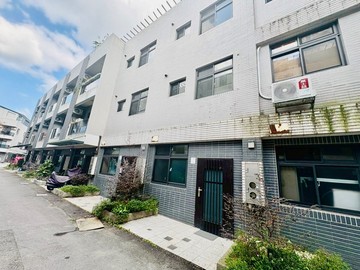 近礁溪市區全新電梯透天｜宜蘭縣礁溪鄉玉民路二段