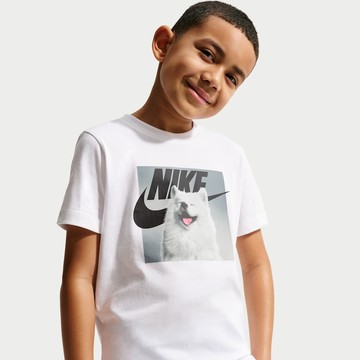 Nike Sportswear Older Kids' T-Shirt