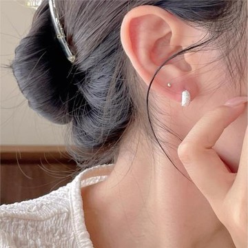 范智喬 韓國韓版925純銀閃亮耳扣耳環簡約氣質百搭ins風耳飾