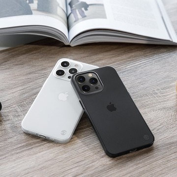 iPhone 14 0.35 超薄裸機霧面手機保護殼