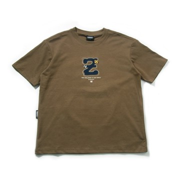 IZZVATI-卡通字貼布繡短T-咖啡