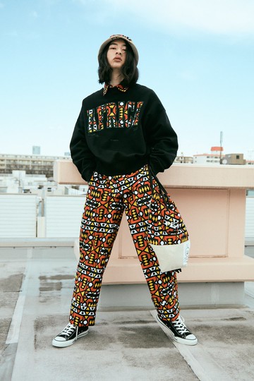 AFRICA 補丁刺繡抓絨套頭衫 2 [BODY 有機棉 100]