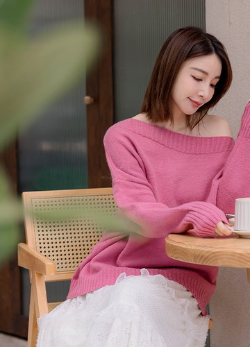 好氣色兩穿長版毛衣