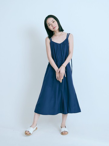 PINKOI ONLY 未來生活雙肩帶洋裝-深呼吸