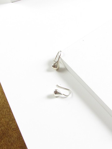 復古最小淚滴銀耳環