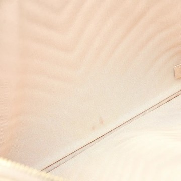 CHANEL 荔枝紋斜紋手拿包