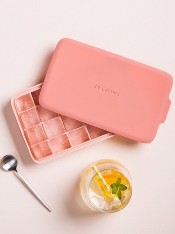 精品北歐風可愛冰格凍冰塊硅膠制冰盒冷飲制作模具家用神器帶蓋