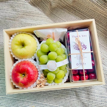 【角落菓食】韓國麝香+日本雙色蘋果+日本蜜柑+智利櫻桃綜合水果禮盒