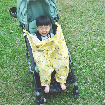 和歌山多功能雙面連帽防風被66 x 76cm_行動哺乳巾防風罩(台灣製)