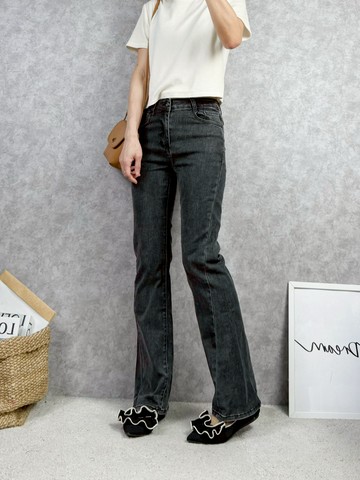 修飾腿型不貼肉｜Hi Sisters 好比例褲款推薦喇叭褲