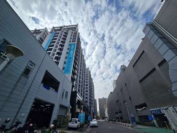 鼎山商圈鑫天地2期全新未住的純白空間｜高雄市三民區順昌街