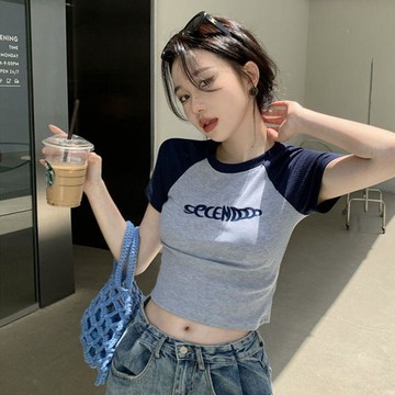 純欲風短款學生上衣辣妹修身2025夏季新款短袖t恤女美式設計感ins
