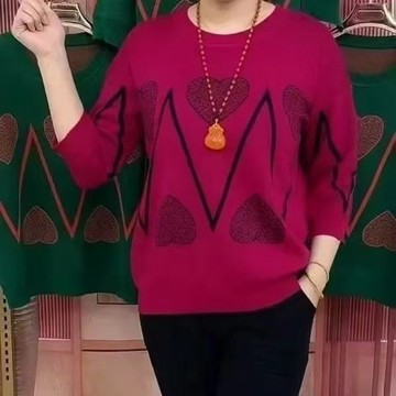 2025新款中年女裝春秋季寬鬆大碼七分袖T恤女減齡桃心印花上衣 長袖t恤 秋天衣服 大碼t恤 七分袖上衣 媽媽裝