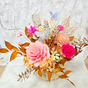 【貝拉公主花藝】法式蝶舞永生花提籃（桌花 / 祝賀花禮 / 心意贈禮）佈置 春節 春節送禮 新年快樂