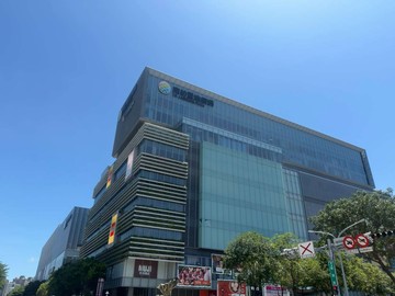 艾美新時代兩房平車｜台南市東區平實路