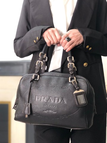 【 日本直送 名牌中古包 】PRADA 普拉達 手提包 黑色 壓印Logo 皮革 迷你波士頓包 vintage 古董 f8pbsn