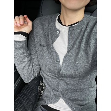 刺繡灰色針織開衫毛衣長袖外套女秋裝新款顯瘦百搭軟糯羊絨打底衫