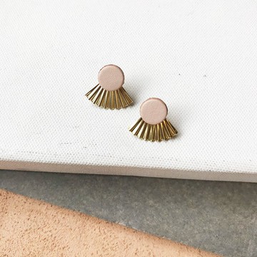 皮革耳環_日式古典_原皮 (可改夾)