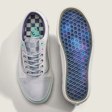 Artist Collection - SPACE MOLLY Old Skool 米白色滑板鞋