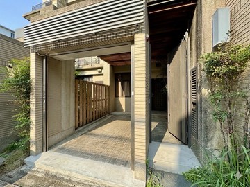 「采靚」近新光田｜臨路四大房別墅｜台中市龍井區中社一街