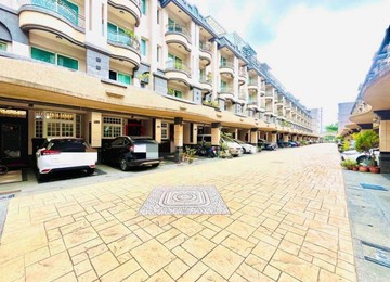 楠梓康橋｜高科大「花町墅22」傳統格局美車墅｜高雄市楠梓區寶溪北街