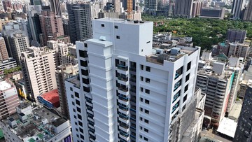 真歆言選鑫巨蛋2稀有大露臺釋出面農16*高樓層｜高雄市鼓山區文信路