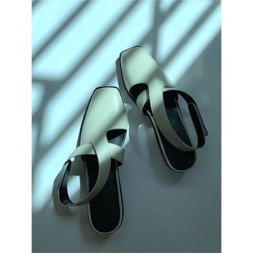 交叉原創小眾設計感包頭粗跟涼鞋