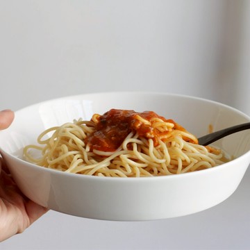 北歐風格純白唐山骨瓷直身湯盤菜盤意面盤大容量可微波陶瓷盤子