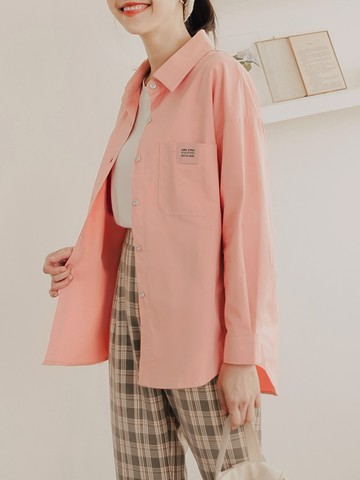 純色高含棉英文愛心織標長版襯衫罩衫