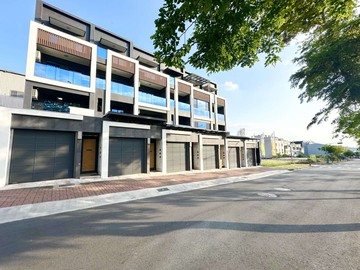 ✧悅隆臻藏｜寬敞四房＋車位全到位・手快先贏✧｜高雄市小港區高坪二十二路