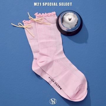 MISS 21 The Ribbon! More The Better蝴蝶結鏤空針織直紋木耳邊中筒襪－粉