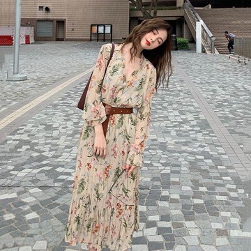 春裝氣質洋氣連衣裙潮流法式襯衫小眾設計新款女輕奢碎花2022年